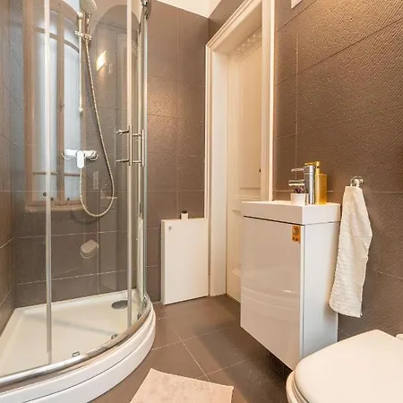 Matilda Luxury * Budapest